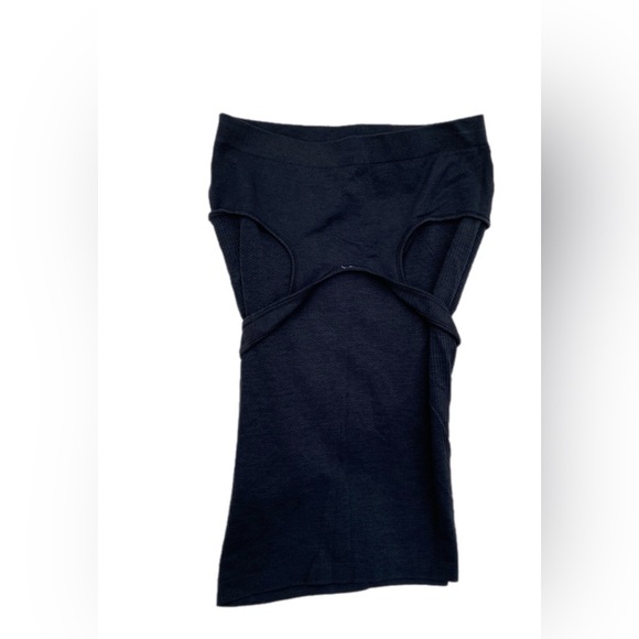 Lululemon Seamlessly Covered Tank Heathered Black - Picture 15 of 16